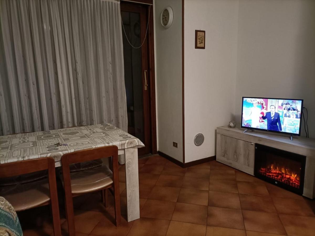 Valsassina Rent Appartement Introbio Buitenkant foto